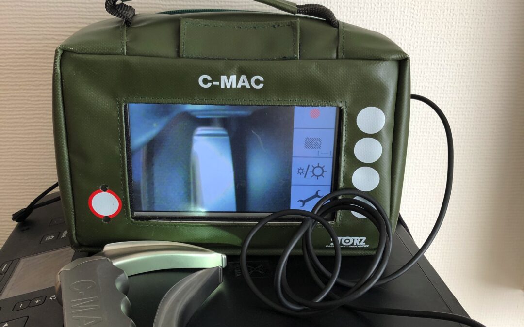 C-MAC videolaryngoscoop